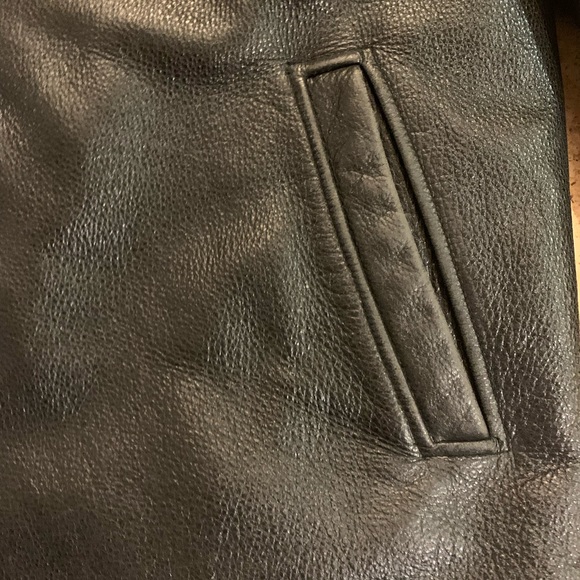 Mens leather winter jacket; zip out liner - Picture 3 of 11